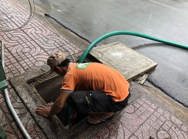 Dịch vụ h&uacute;t hầm mỡ nói v&ecirc;̀ c&acirc;́u tạo và nguy&ecirc;n lí hoạt đ&ocirc;̣ng