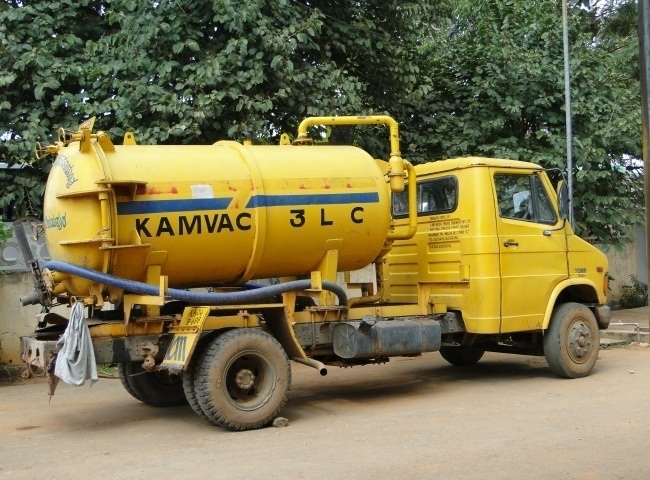 Bảng gi&aacute; r&uacute;t hầm cầu quận B&igrave;nh T&acirc;n v&ocirc; c&ugrave;ng phải chăng