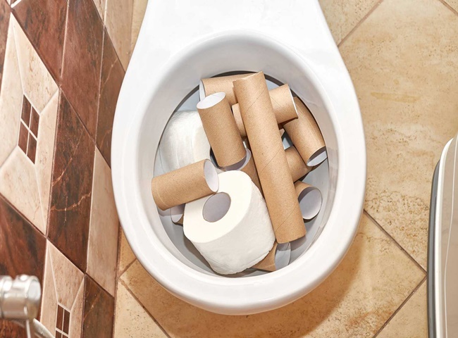 nguy&ecirc;n nh&acirc;n bồn cầu xả nước chậm